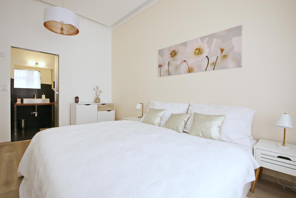 Luxury Center Apt. Charles Bridge Walking Distance Praga Zewnętrze zdjęcie